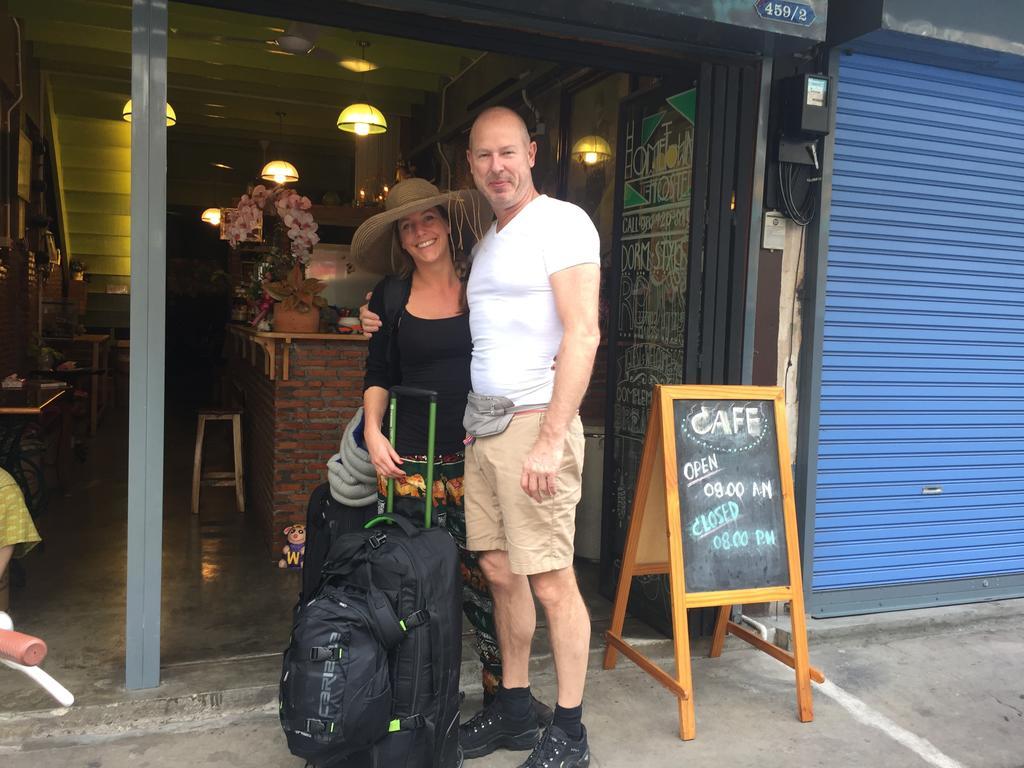 Hometown Hostel Samut Songkhram Dış mekan fotoğraf