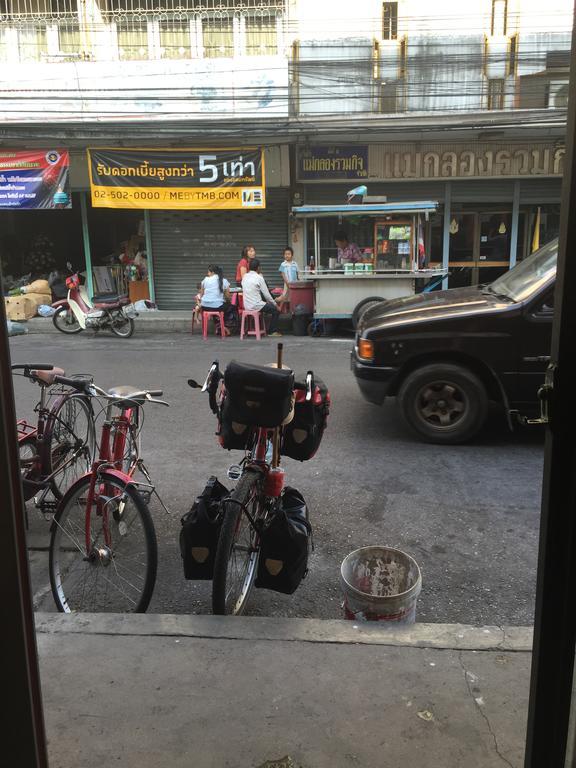 Hometown Hostel Samut Songkhram Dış mekan fotoğraf