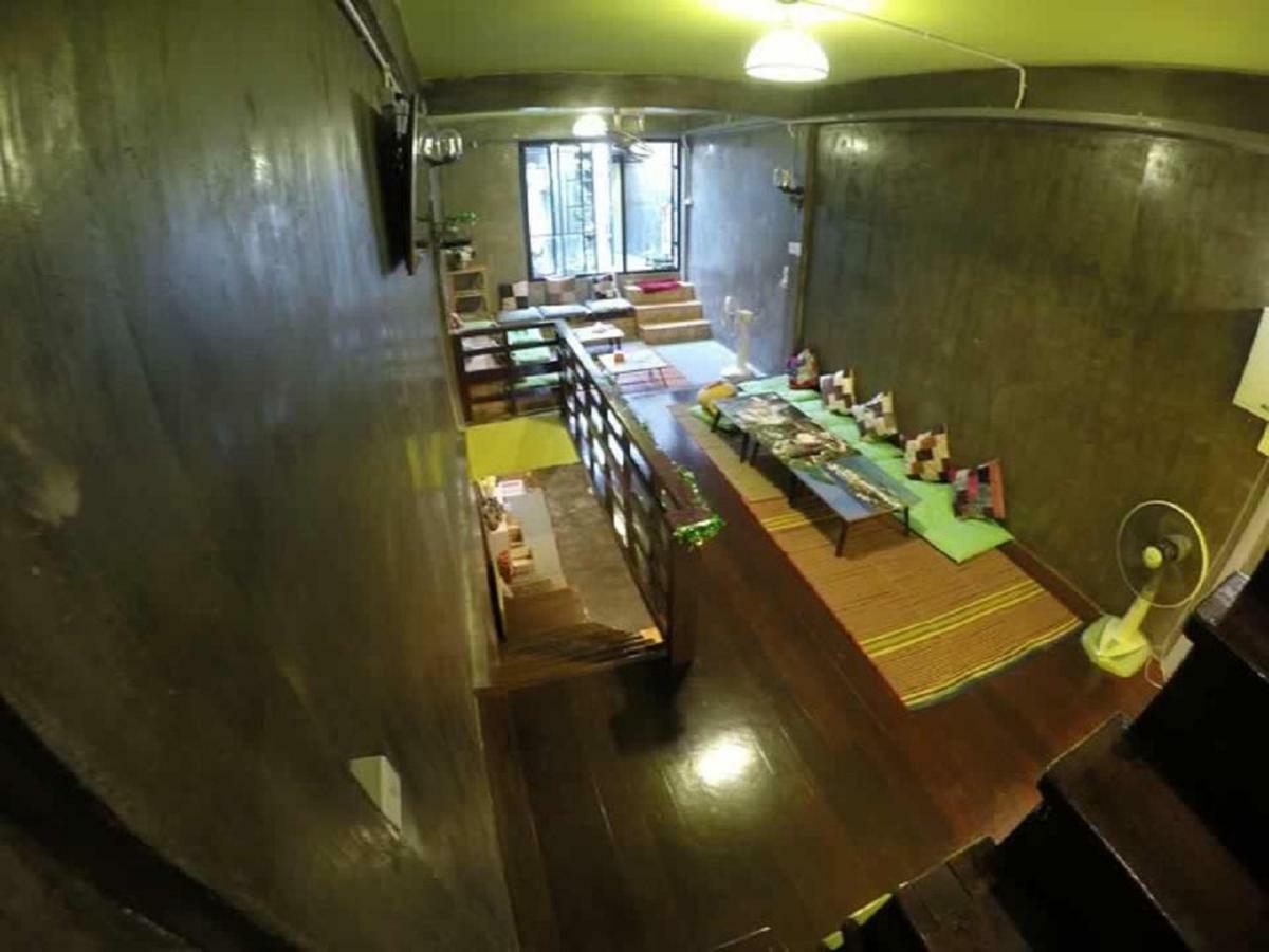 Hometown Hostel Samut Songkhram Dış mekan fotoğraf